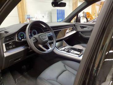 Audi Q7 TFSI E E Quattro — photo 3