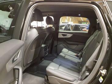 Audi Q7 TFSI E E Quattro — photo 4