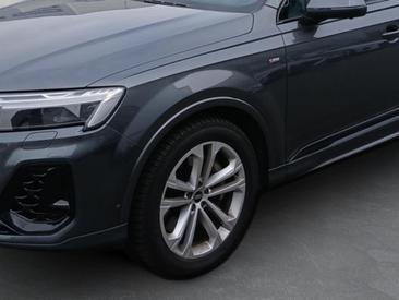 Audi Q7 TFSI E 55 E Quattro — photo 7