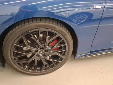 Audi A6 Avant TFSI E 55 E Quattro — photo 10