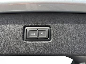 Audi Q7 TFSI E 60 E Quattro — photo 11