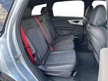 Audi Q7 TFSI E 60 E Quattro — photo 15