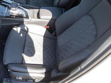 Audi RS4 Avant TFSI Quattro Tiptronic — photo 12