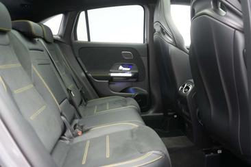 Mercedes GLA 45 S 4MATIC — photo 9