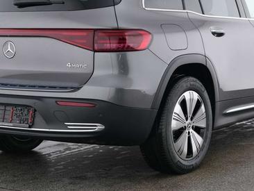 Mercedes EQB 300 4MATIC — photo 3