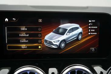 Mercedes GLA 45 S 4MATIC — photo 19