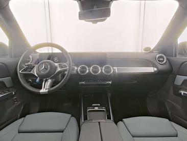 Mercedes EQB 300 4MATIC — photo 7