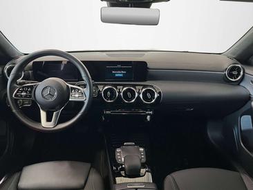 Mercedes CLA Berline 200 D — photo 11