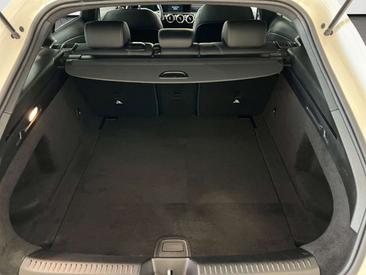 Mercedes CLA Berline 200 D — photo 14