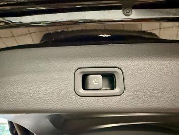 Mercedes GLS 63 4MATIC — photo 15