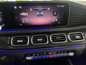 Mercedes GLS 63 4MATIC — photo 27