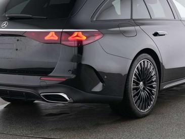 Mercedes Classe E Berline 300 E — photo 3