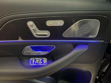 Mercedes GLS 63 4MATIC — photo 31