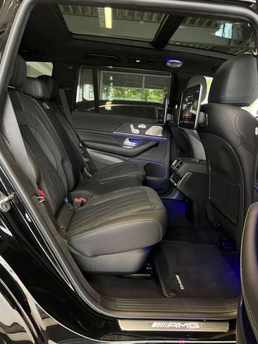 Mercedes GLS 63 4MATIC — photo 40