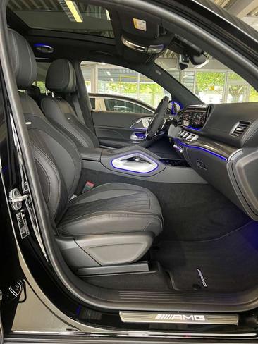 Mercedes GLS 63 4MATIC — photo 42