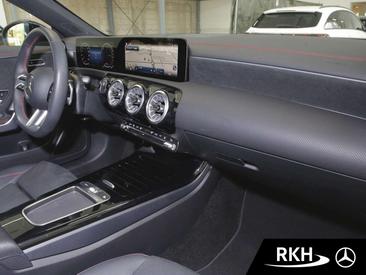 Mercedes CLA Berline 250 E — photo 6