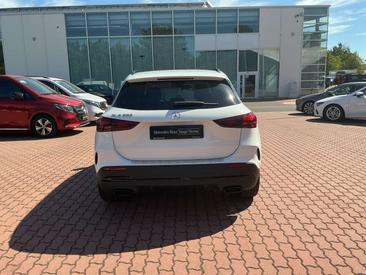 Mercedes GLA 200 — photo 4