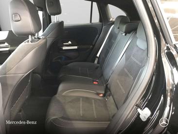 Mercedes GLA 200 — photo 3