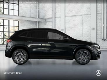 Mercedes GLA 200 — photo 11