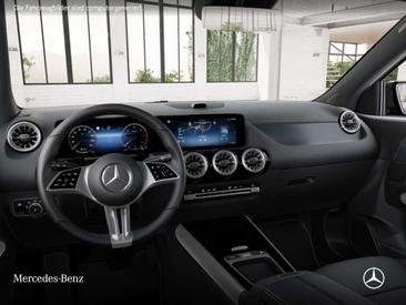 Mercedes GLA 200d — photo 9