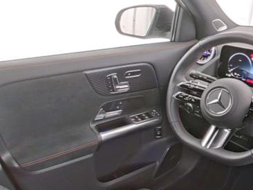 Mercedes GLA 220 D — photo 9