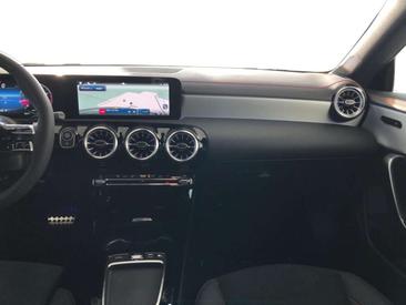 Mercedes CLA Berline 200 — photo 15