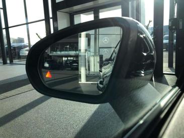 Mercedes CLA Berline 200 — photo 17