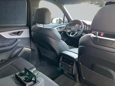 Audi Q7 50 TDI Quattro — photo 18