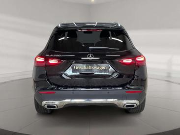 Mercedes GLA 200 — photo 5