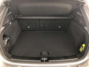 Mercedes GLA 200 — photo 13