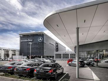 Mercedes GLA 200 — photo 22