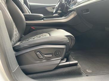 Audi SQ8 TFSI — photo 7