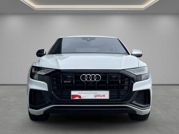 Audi SQ8 TFSI — photo 10