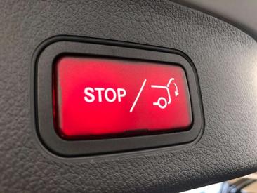 Mercedes GLA 180 — photo 14