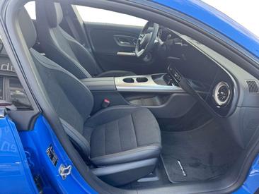 Mercedes CLA Berline 250 — photo 4