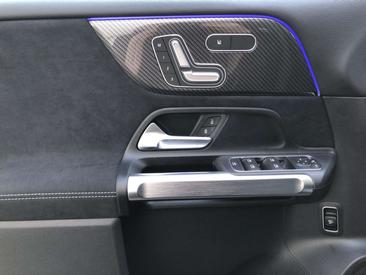 Mercedes GLB 200 — photo 16