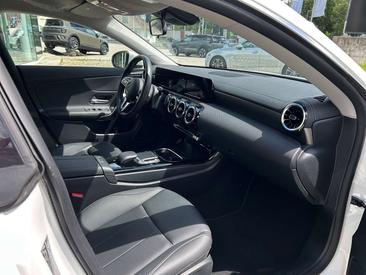 Mercedes CLA Berline 250 E — photo 16