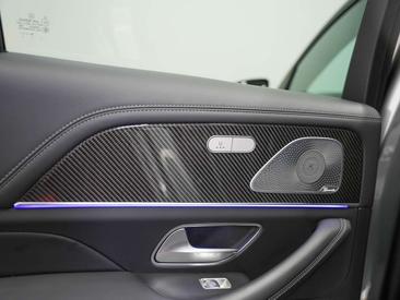 Mercedes GLE 53 4MATIC+ — photo 31