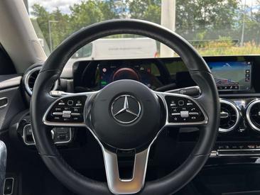 Mercedes CLA Berline 250 E — photo 19