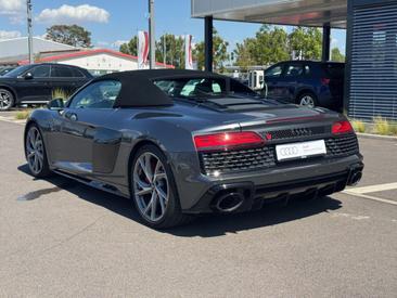 Audi R8 Coupé V10 Performance RWD — photo 24