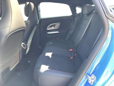 Mercedes CLA Berline 350 — photo 8