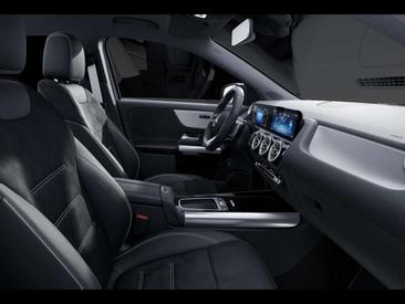 Mercedes GLA 220 D — photo 9