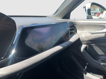 Audi A6 Avant E-hybrid Quattro — photo 27