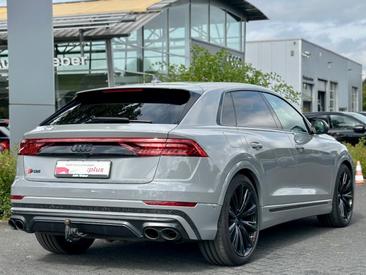 Audi SQ8 Competition Plus TFSI — photo 35