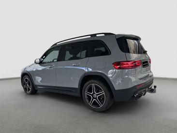 Mercedes GLB 200 — photo 20