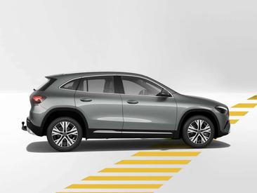 Mercedes GLA 200 — photo 6