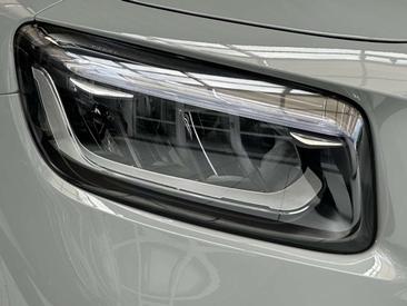 Mercedes GLB 200 — photo 28
