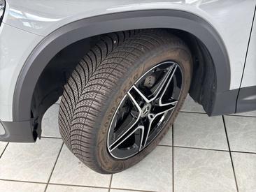 Mercedes GLB 200 — photo 30