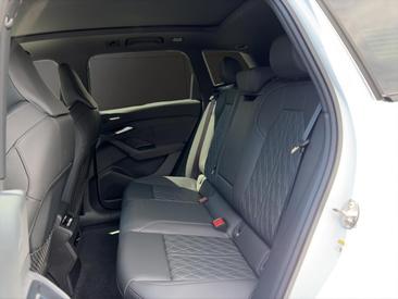Audi Q6 E-tron Q6 SUV E-tron Grey 55 Quattro 285 KW — photo 13