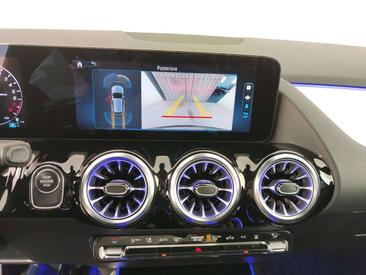 Mercedes GLA 200 — photo 20